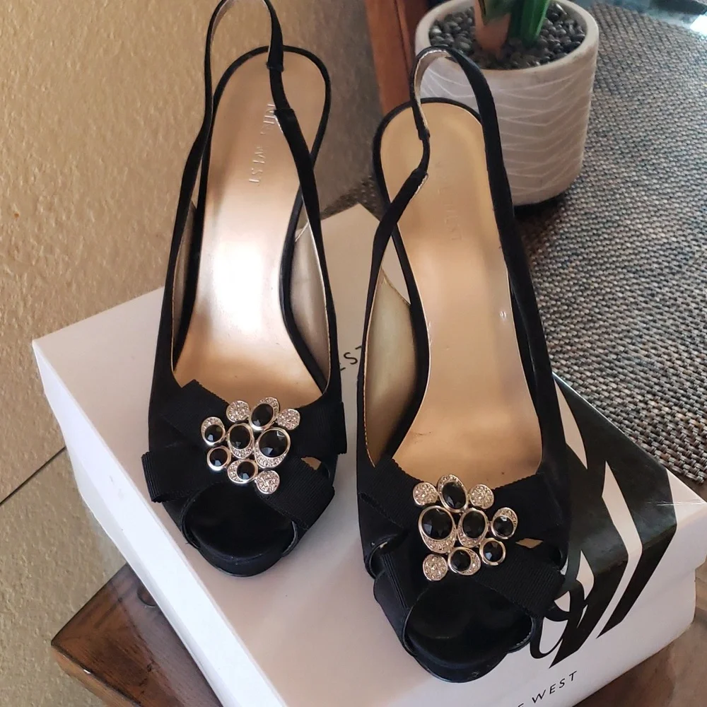Nine west black open toe heel - Picture 4 of 6